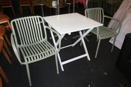 Havebord med med 2 stk. havestole