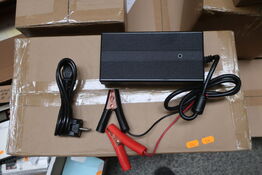 Lader GREEN ENERGY for 29.2v LiFePO4 Battery