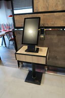 All-in-one touch computer ELO ESY22i5 med bonprinter (betalingsterminal medfølger ikke)