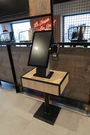 All-in-one touch computer ELO ESY22i5 med bonprinter (betalingsterminal medfølger ikke)