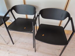 2 stk. Spisebordsstole med armlæn
