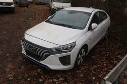 Personbil HYUNDAI LONIQ PHEV HATCHBACK DCT (MOMSFRI)