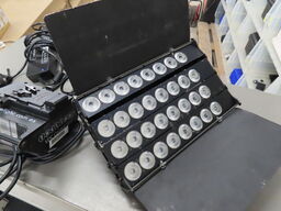 LED lampe med controller - THELIGHT VDC