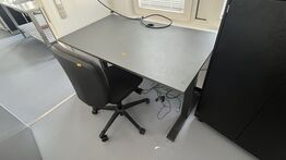 Hæve/sænkebord + Kontorstol
