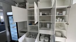 Tøm 4 Kantine Skabe for Service og Glas