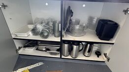 Tøm 3 Skabe med Kantine Artikler