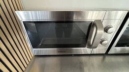 Mikrobølgeovn SAMSUNG  CM1099A 