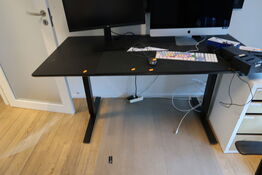 El. hæve/sænke skrivebord uden indhold