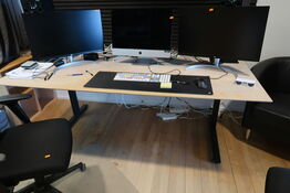 El. hæve/sænke skrivebord uden indhold (styring mangler)