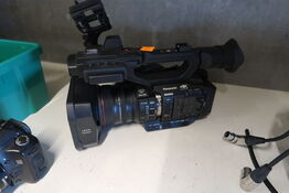 Videokamera PANASONIC 4K UX Series AG-UX180