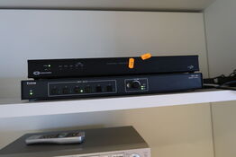 Switcher EXTRON MLS 406, central control host CRESTON CP2E