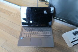 Bærbarcomputer ASUS ZenBook UX490U