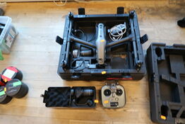 Drone DJI Inspire 2 T650A med div. Objektiver, tilbehør, kasse m.m.