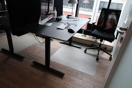 El. hæve/sænke skrivebord uden indhold