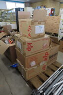 4 stk. Kasser med afdækning