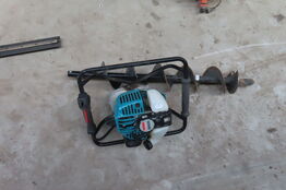 Pæleboremaskine MAKITA BBA520