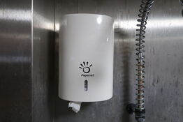 2 stk. papirdispenser 