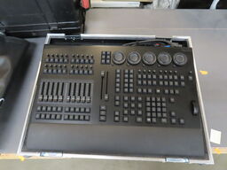 Lyspult - MA LIGHTNING - GrandMA3 On PC Command Wing i Flightcase