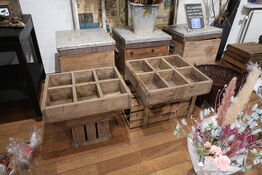 4 stk. trækasser samt kurv