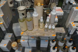 Diverse udstillingsprodukter AYU