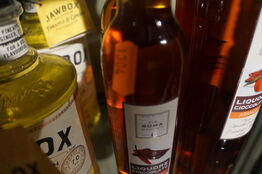 2 stk. Gin liqueur JAWBOX