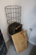 3 stk. kurve, kasse samt træplade