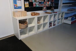 4 stk. reoler uden indhold