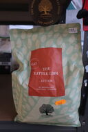 2 ps. Kattefodder ESSENTIAL 1,5 kg.