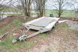 Autotrailer VARIANT 3521l4