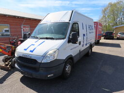 Varebil IVECO Daily 35S13V