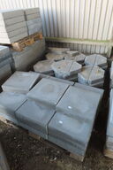 2 paller med betonfliser