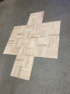 177,12 m2 massivt ask mosaik parketgulv i firkantet mønster