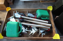 Palle med diverse hjul, benzindunk mv.