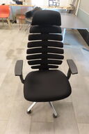 3 stk kontorstole samt bord