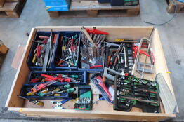 Palle med diverse håndværktøj