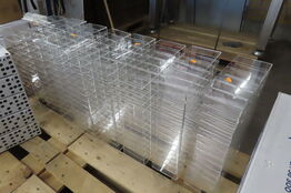 8 stk. plastreoler til kontaktlinser