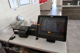 Kasseapparat CBE, bonprinter, pengeskuffe m.m. (betalingsterminal medfølger ikke)