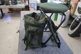 Rejsetaburet m. rygsæk RON THOMPSON