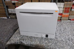 Opvaskemaskine BOSCH SE5P1B (bemærk skade)