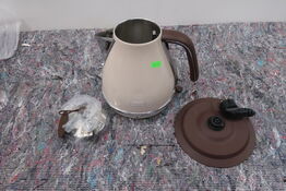 Elkedel DELONGHI KBOV2001