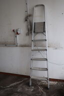 Div. møbler m.v. (se billeder)