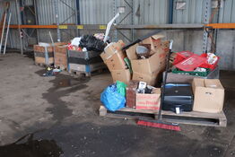 Paller m. div. indhold (se billeder)