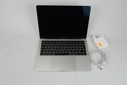 Apple MacBook Pro 13" IPS i5-8257