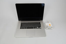 Apple MacBook Pro 15,4" i7