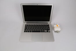 Apple MacBook Air 13" i7