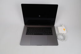 Apple MacBook Pro 15,4" i7-6700U