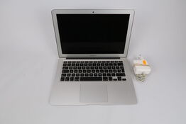 Apple MacBook Air 13" i7