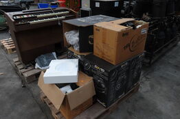 Palle med diverse lamper 