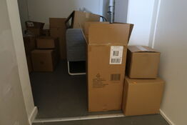 12 stk. diskokugler i forskelligestørrelser, mundbind m.m.