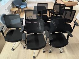 8 stk. kontorstole, sort stof sæde og netryg - VUITTON